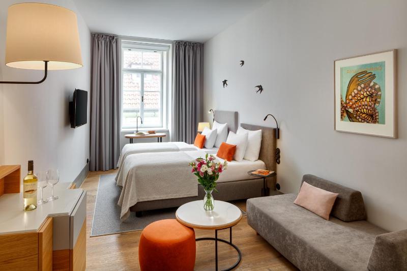 Premium Double or Twin Room image 3