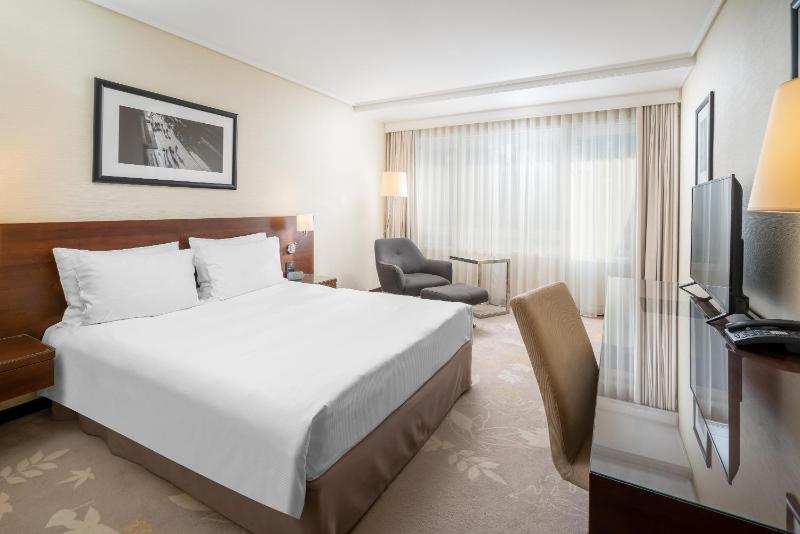 Standard Room image 3