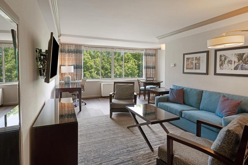 Standard Double Suite image 4