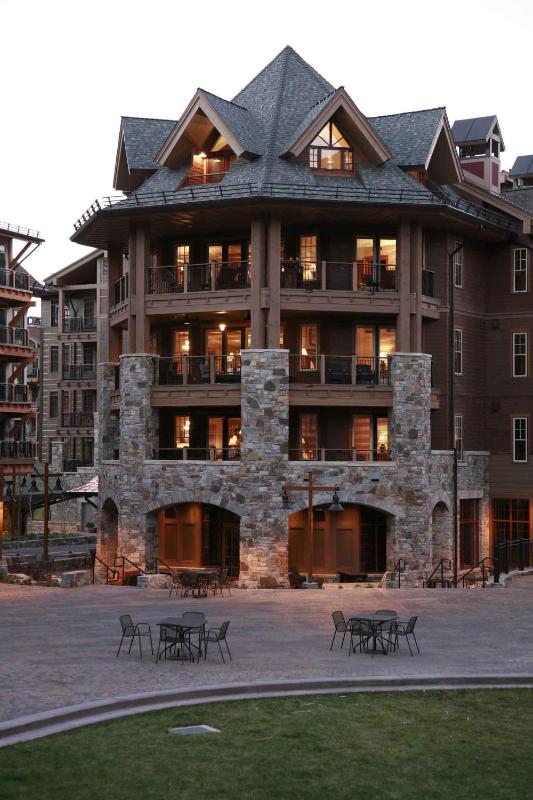 Catamount Lodge 201A by East West Hospitality - image 4