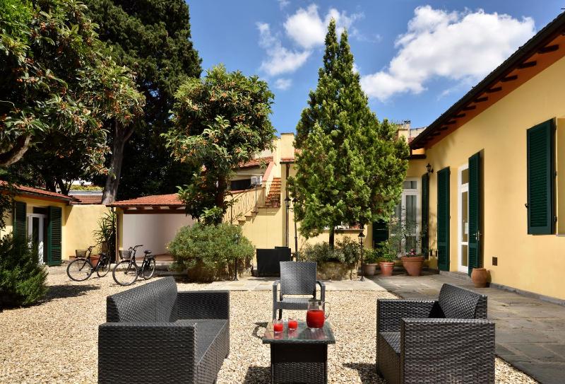 FH55 Med Guesthouse - image 16