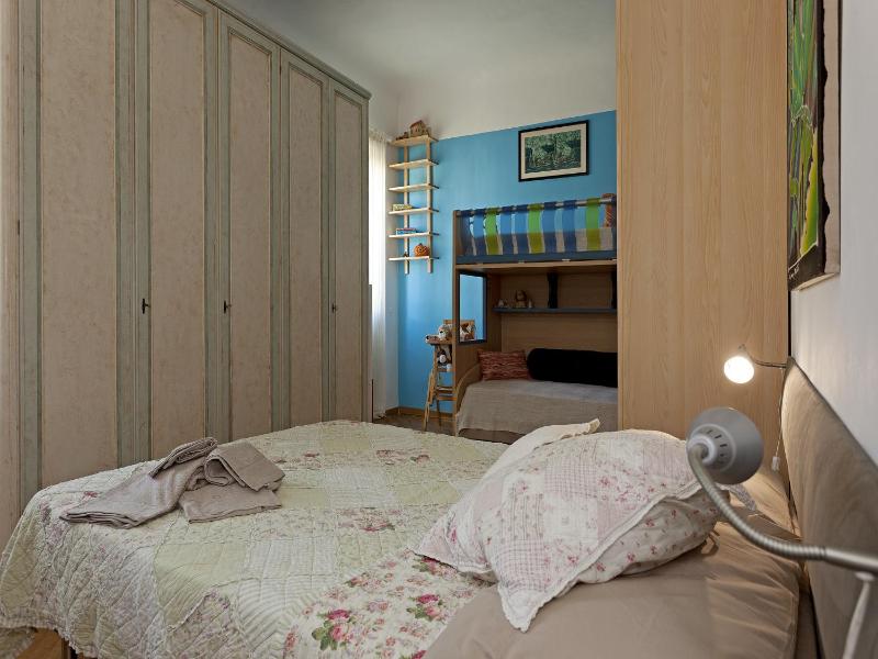 Apartment with Garden View image 3