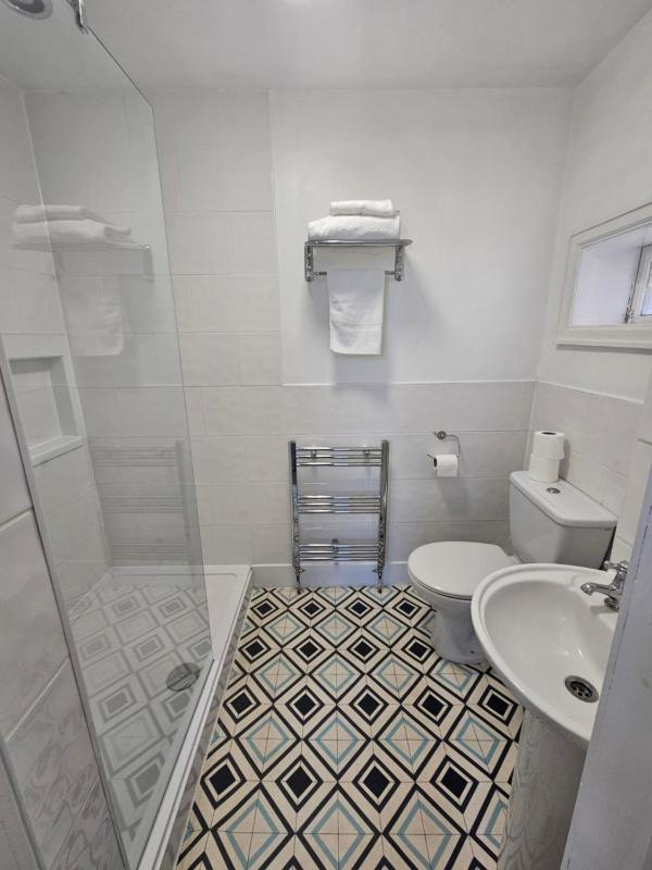 Double Room image 1