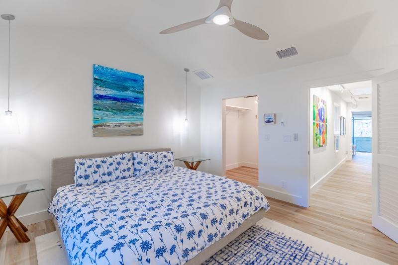 3025 Club Villas - image 17
