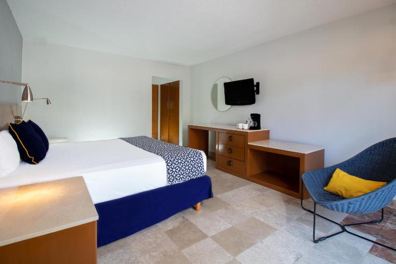 Plaza Pelicanos Club Beach Resort All Inclusive - image 5