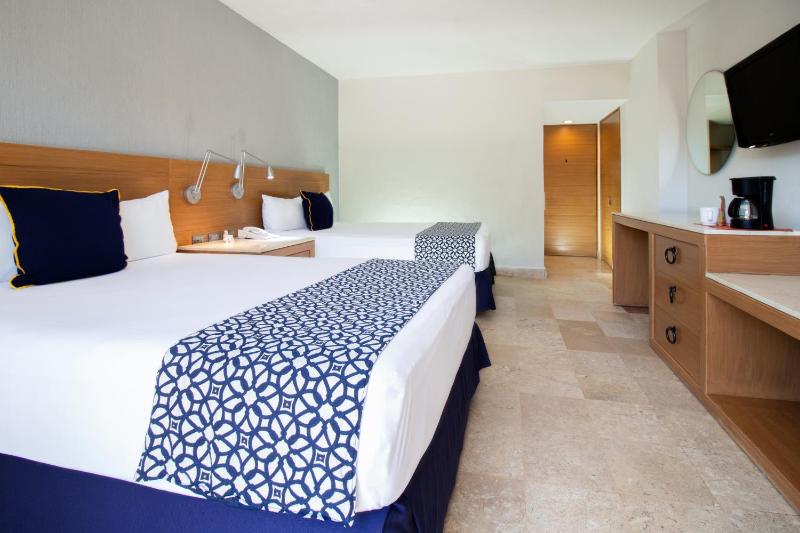 Plaza Pelicanos Club Beach Resort All Inclusive - image 14