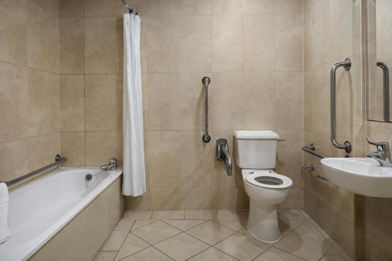 King Room - Non-Smoking image 4
