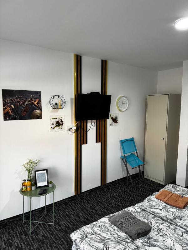 Deluxe Double or Twin Room image 3