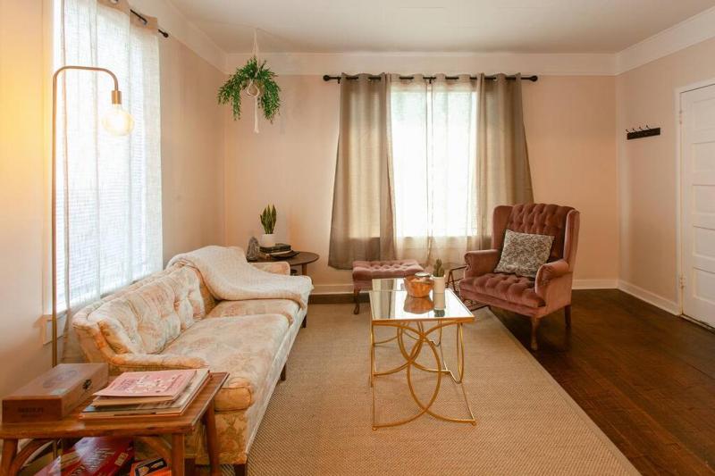 Single Room image 1