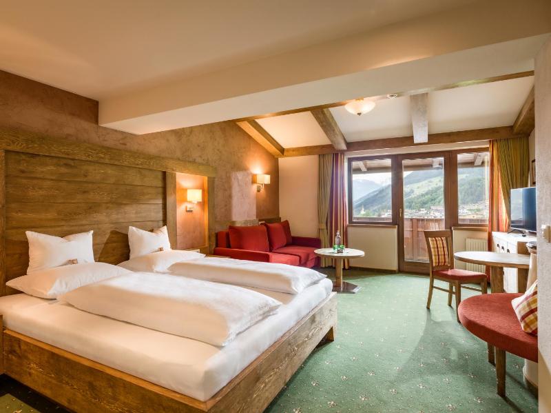 Suite with Mountain View image 1