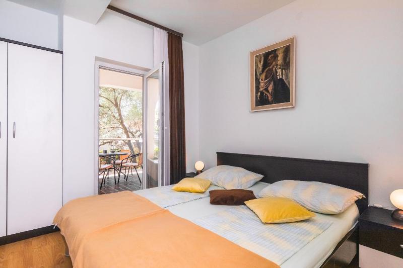 One-Bedroom apartment Standard image 3