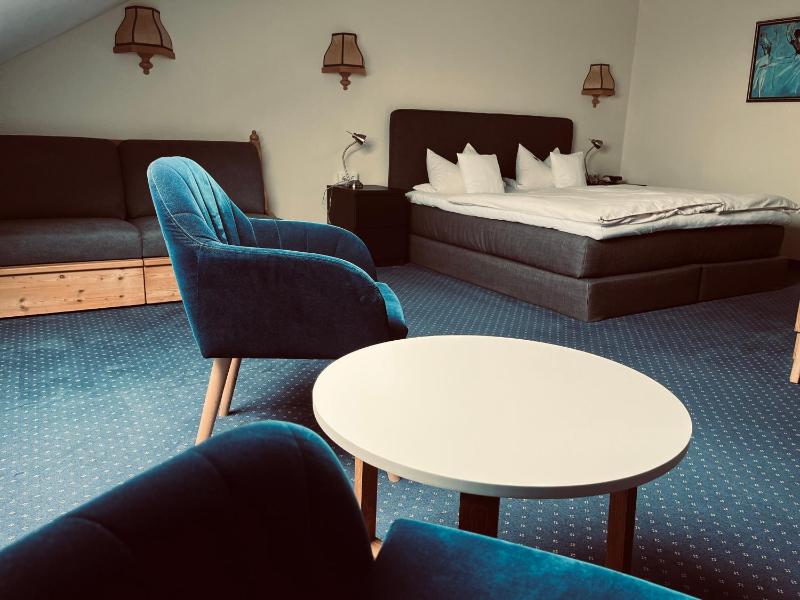 Double Room image 1