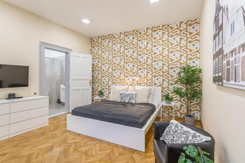New Central and Convenient Flat - image 1