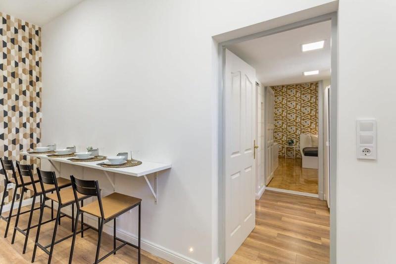 New Central and Convenient Flat - image 5