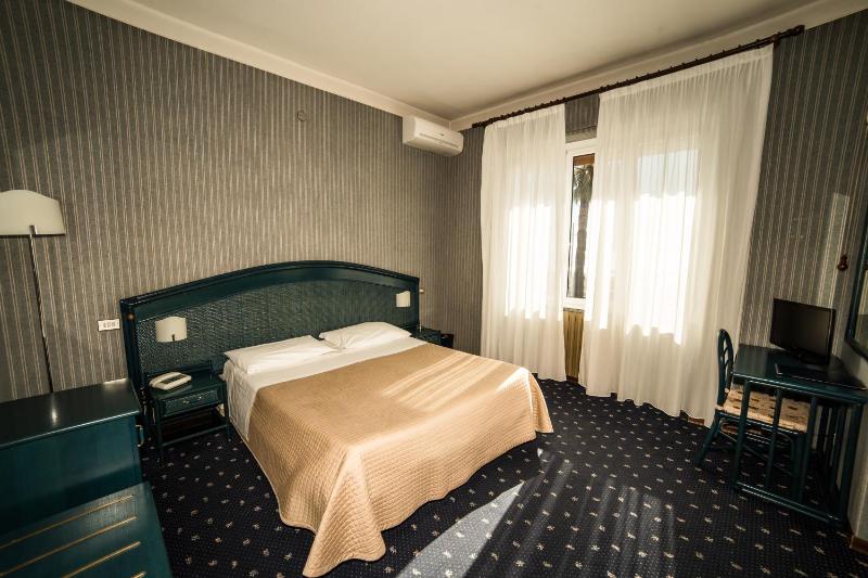 Comfort Double Room image 2