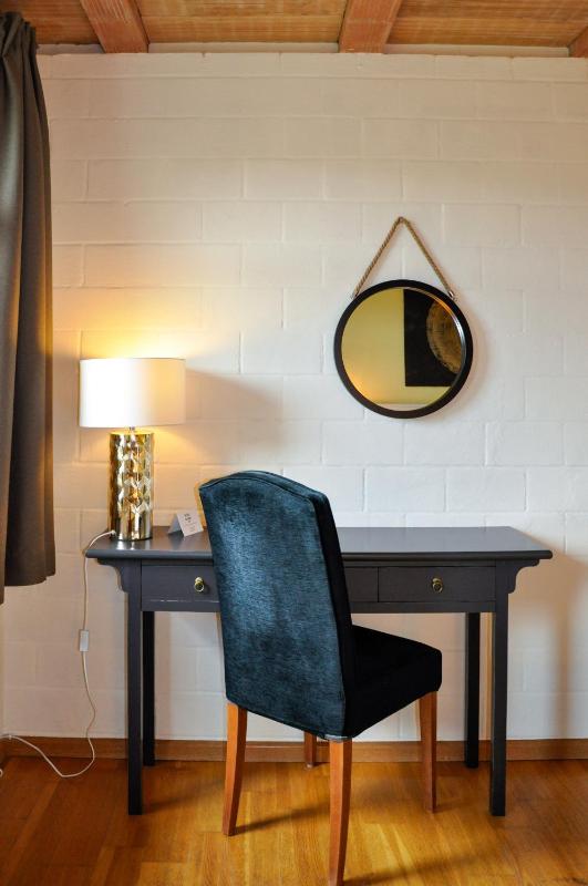 Double Room image 4