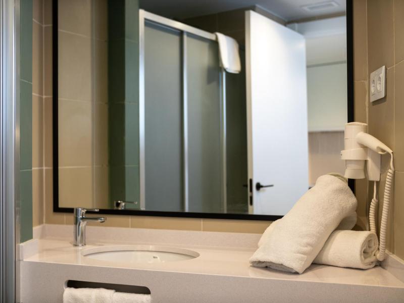 Apartamentos Sunway Atlanta - image 5