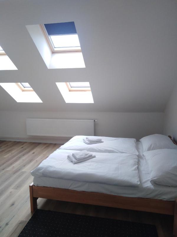 Apartment image 3