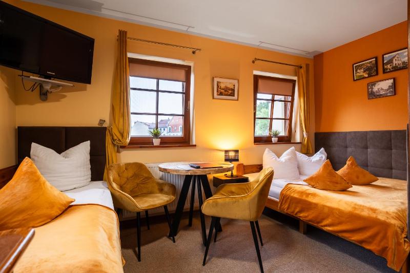 Triple Room image 3
