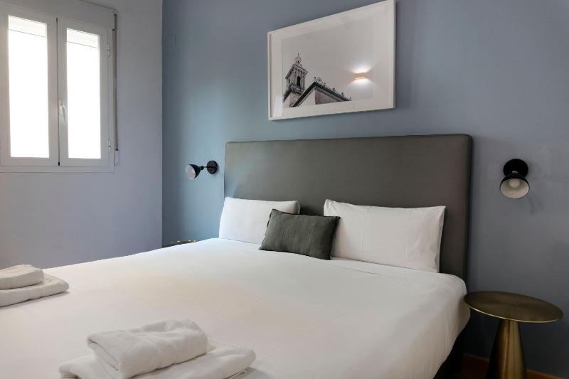 Two-Bedroom Apartment with bunkbed image 4