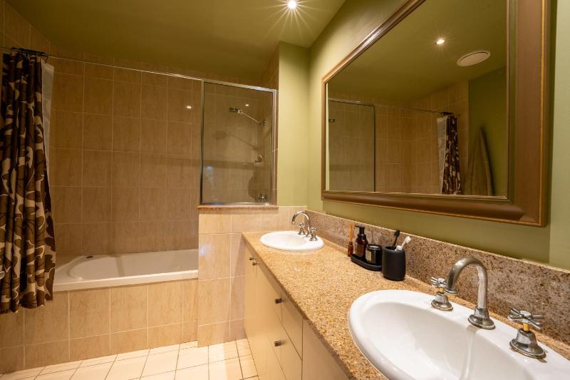 Lily Lakes - Resort Style Living - image 6