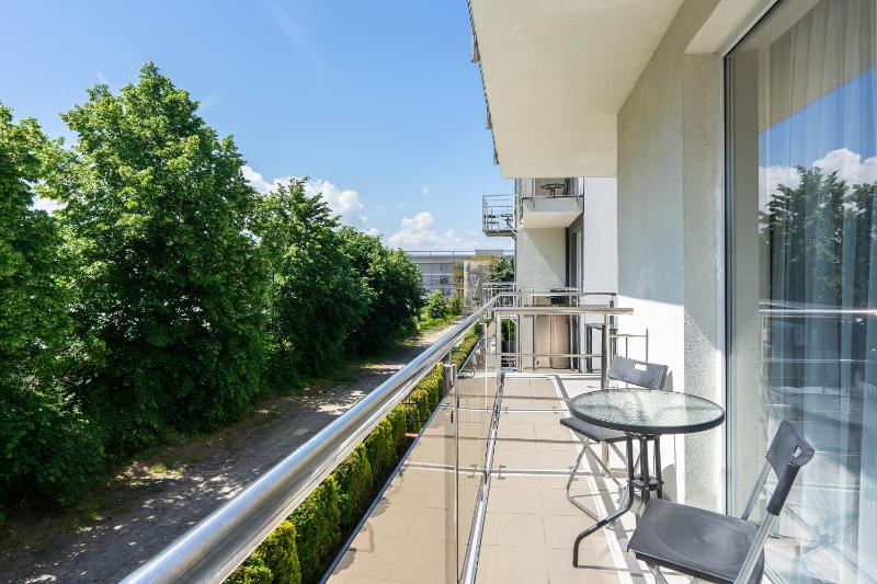 Double Room with Balcony image 4