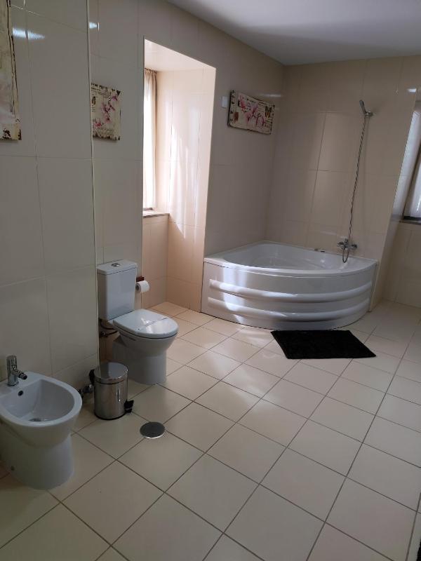 Suite with Spa Bath image 3