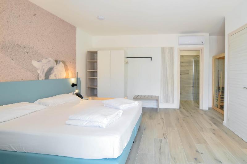 Marina Palace Hotel 4 stelle S - image 10