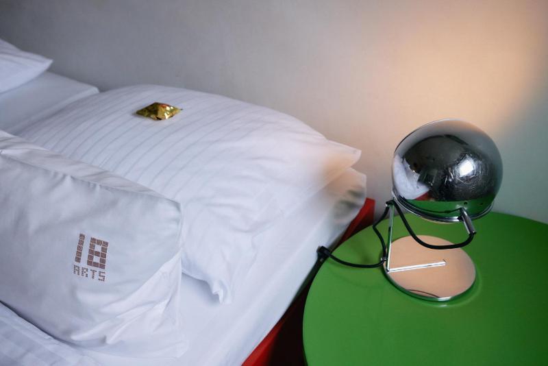 18Arts Hotel - Living in a Gallery! - image 5