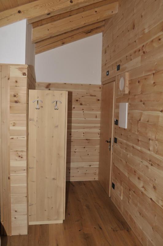 Double Room with Balcony image 3
