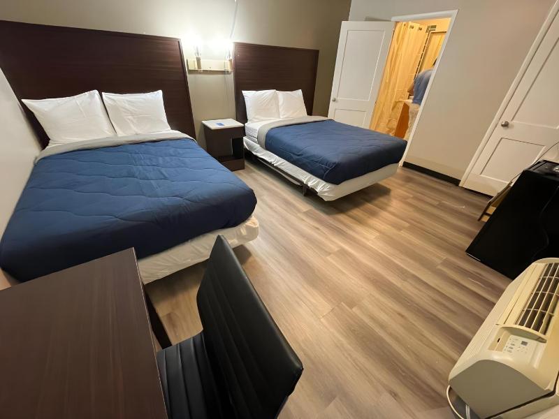 Standard Double Room image 4