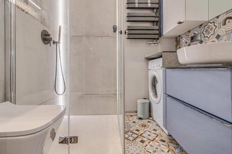 RentPlanet - Apartament Powstańców Śląskich - image 21
