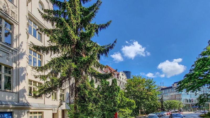RentPlanet - Apartament Powstańców Śląskich - image 4