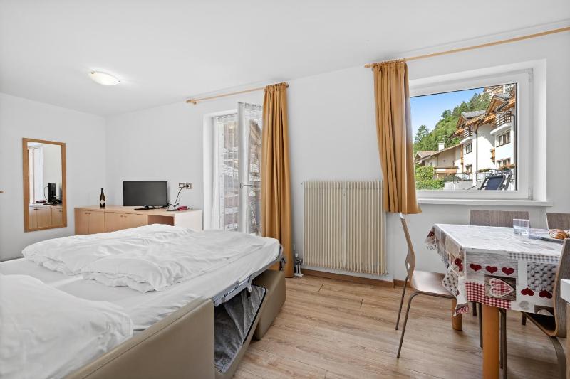 Two-Bedroom Apartment (6 people) image 1