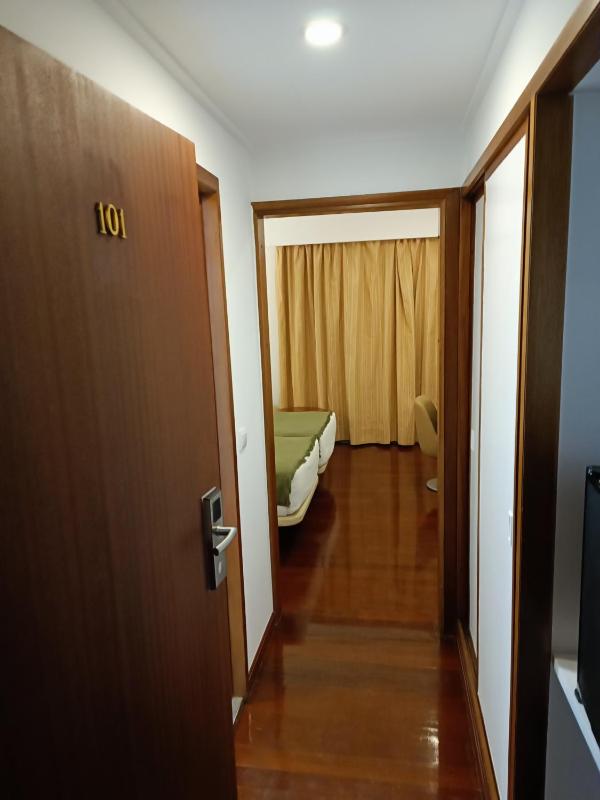 Single Room with Balcony image 3