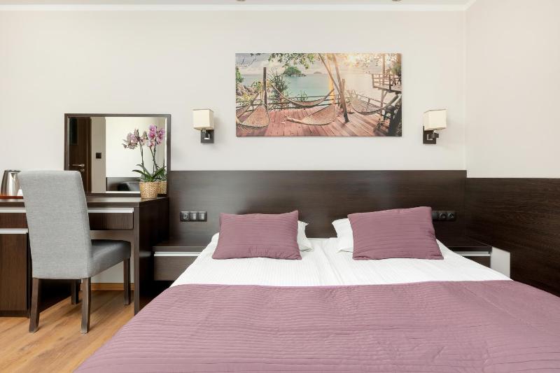 Triple Room image 2
