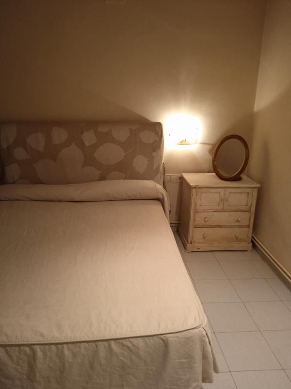 Apartaments Sant Jordi Girona 97 - image 10