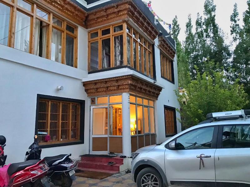 Sponbo Guest House Leh - image 13