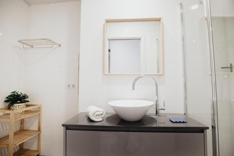 Two-Bedroom Apartment (3 Adults) image 3