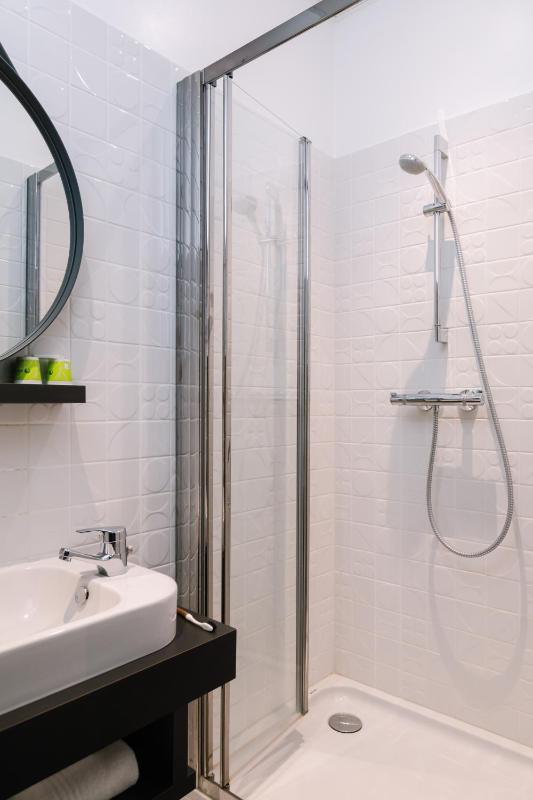 Double or Twin Room image 2