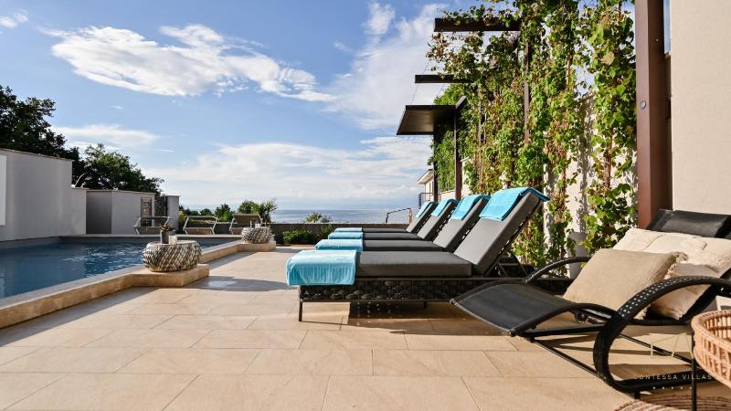 Luxury Villa Prova 2 - image 11