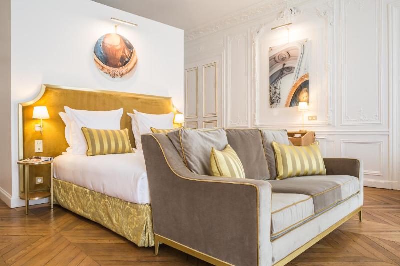 Junior Suite image 1