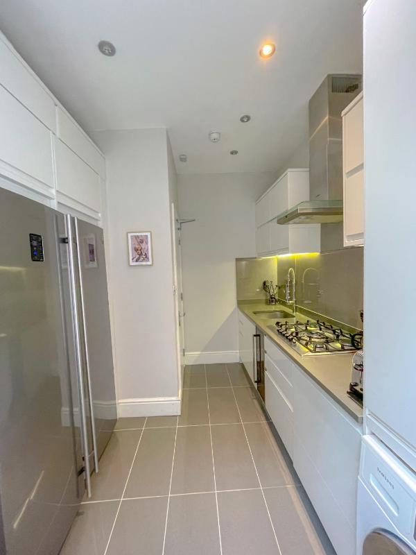 Two-Bedroom Apartment image 3