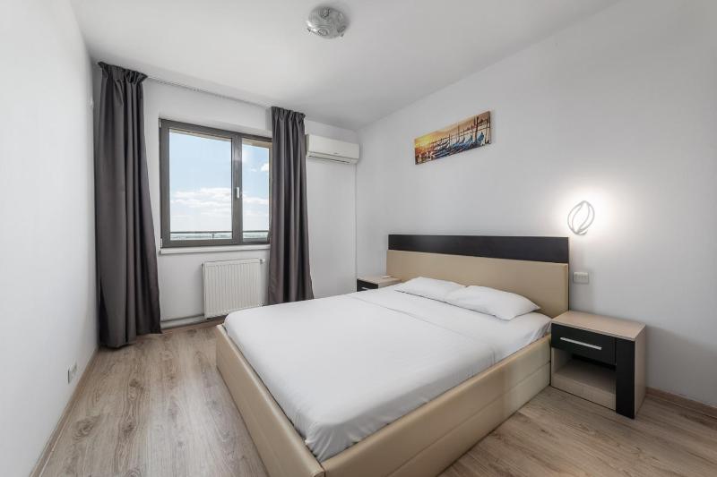 Two-Bedroom Apartment with Balcony image 4
