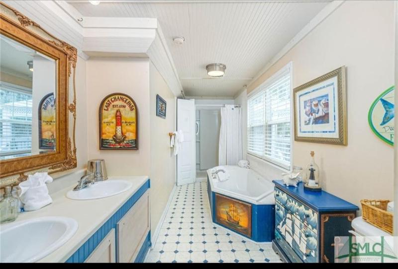 Tybee Island Inn Bed & Breakfast - image 9