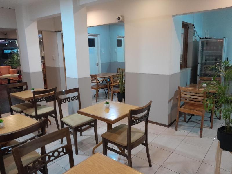 Hotel Petit - image 3