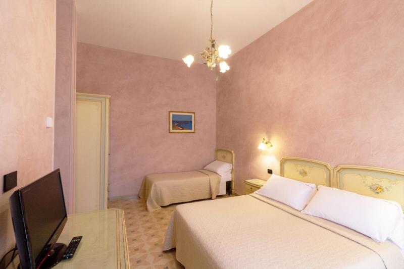 Junior Suite image 3