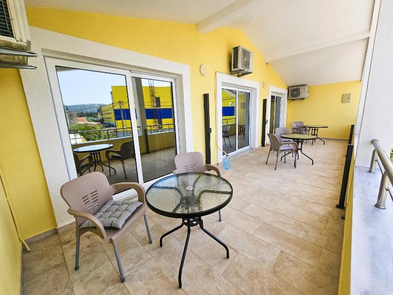Guesthouse Lole - image 9