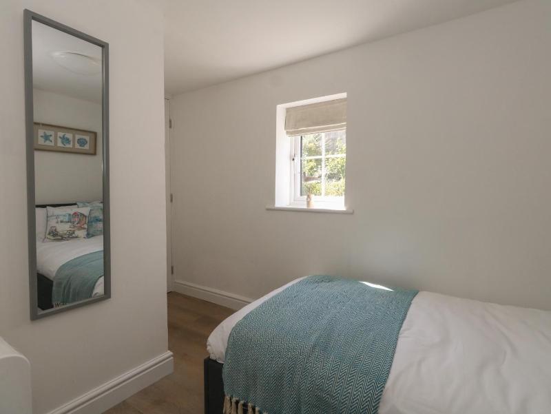 Belvedere Cottage - image 16