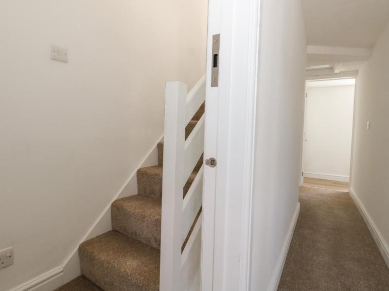 Belvedere Cottage - image 26